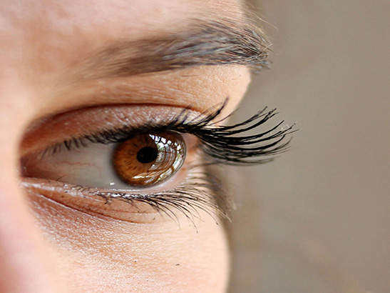 How UV radiation affects the eyes